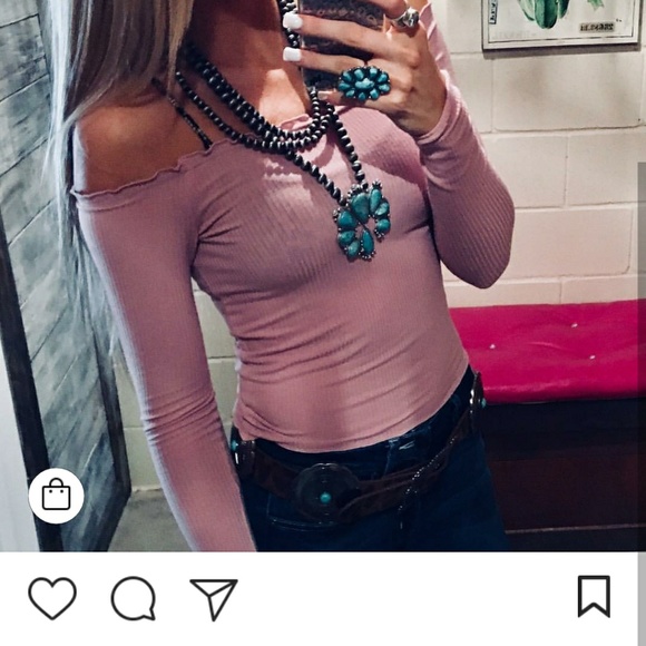 Turquoise - Picture 3 of 5